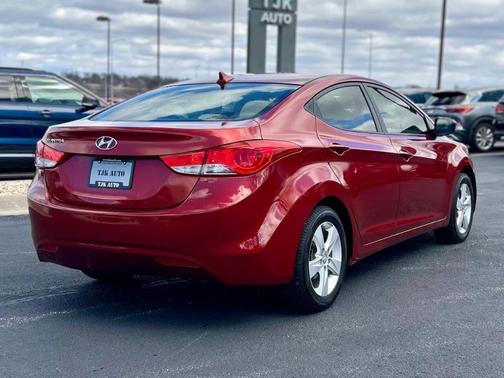 Sparkling Ruby 2013 Hyundai ELANTRA GLS