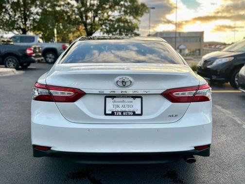 2018 Toyota Camry XLE