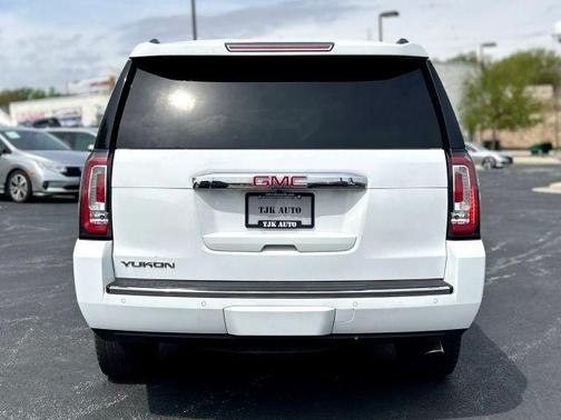 White 2018 GMC Yukon Denali
