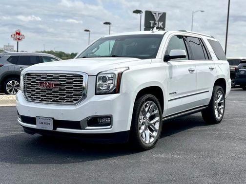 White 2018 GMC Yukon Denali