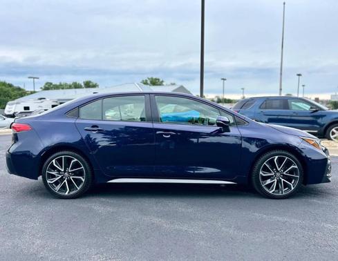 Blue 2020 Toyota Corolla SE