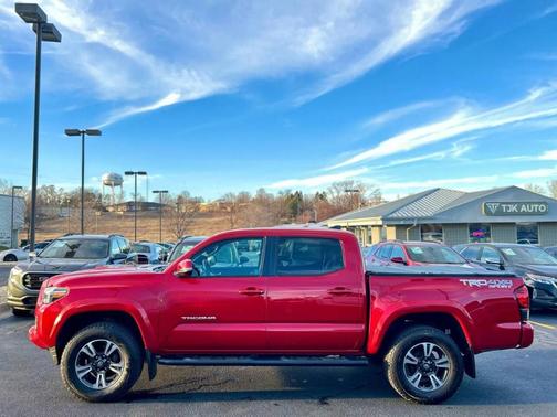2019 Toyota Tacoma SR