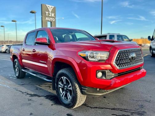 2019 Toyota Tacoma SR