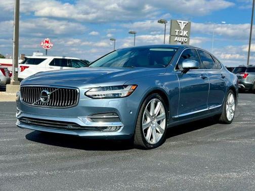 Blue 2017 Volvo S90 T6 Inscription