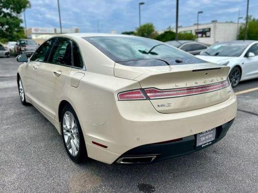 2016 Lincoln MKZ Base