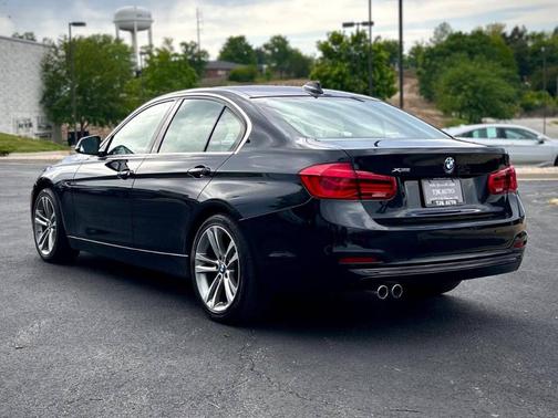 Black 2018 BMW 330 i xDrive