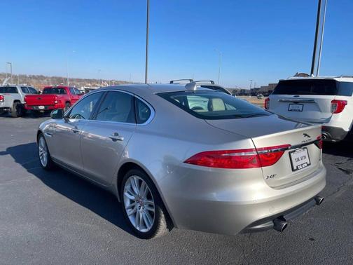 2017 Jaguar XF 35t Prestige
