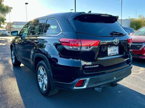 2018 Toyota Highlander Limited Platinum