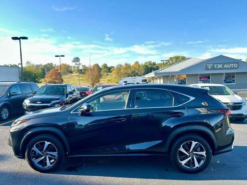 2021 Lexus NX 300h 300H
