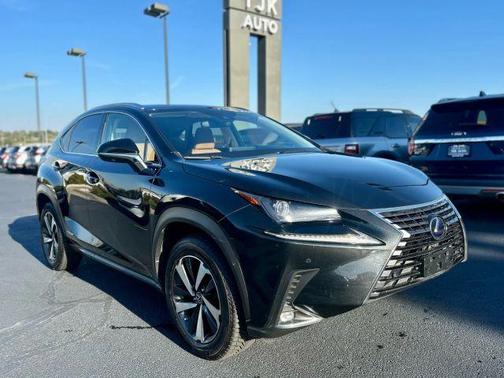 2021 Lexus NX 300h 300H