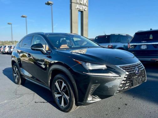2021 Lexus NX 300h 300H