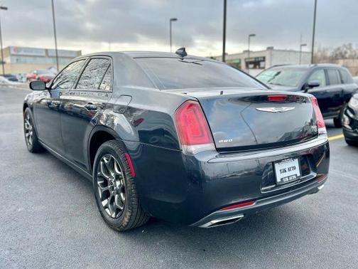 2017 Chrysler 300 S