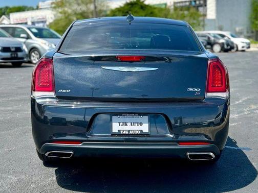 Gray 2017 Chrysler 300 S