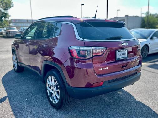 2022 Jeep Compass Latitude Lux