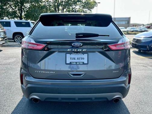 2021 Ford Edge Titanium