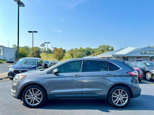 2021 Ford Edge Titanium