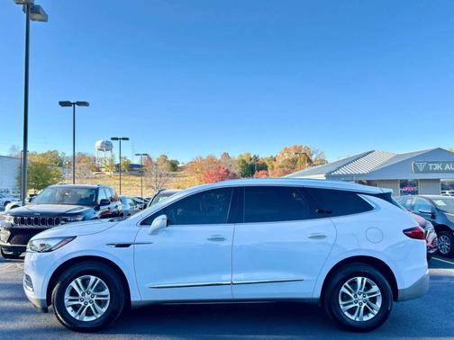 2021 Buick Enclave Essence