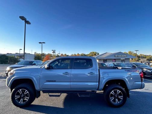 2018 Toyota Tacoma TRD Sport