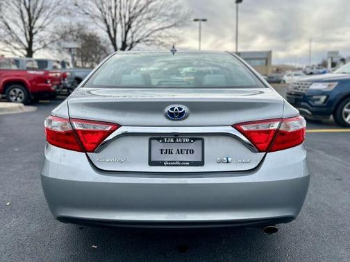 2016 Toyota Camry Hybrid XLE