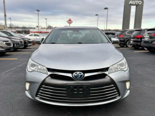 2016 Toyota Camry Hybrid XLE