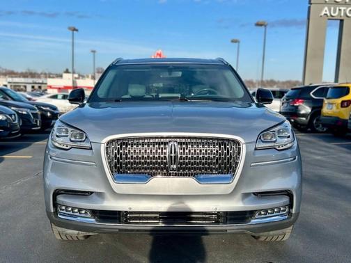 Silver 2020 Lincoln Aviator Reserve AWD