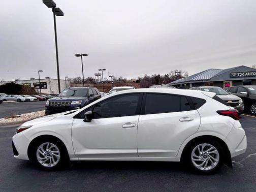 2024 Subaru Impreza Base