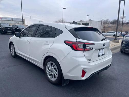 2024 Subaru Impreza Base