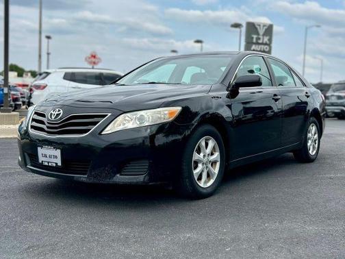 Black 2011 Toyota Camry LE