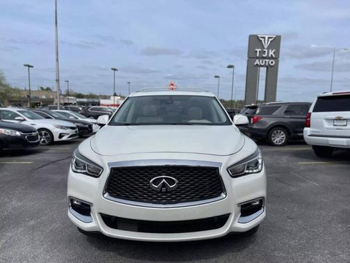 2017 INFINITI QX60 Base