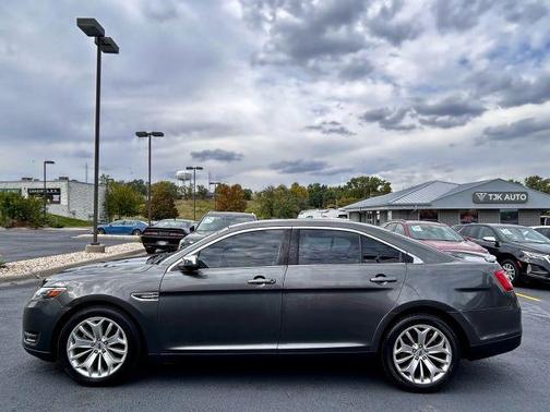 2016 Ford Taurus Limited