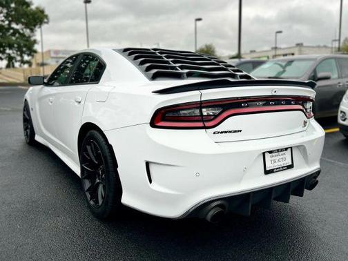 2019 Dodge Charger Scat Pack