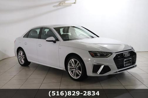 Photo 3 of 32 of 2021 Audi A4 45 S line quattro Premium