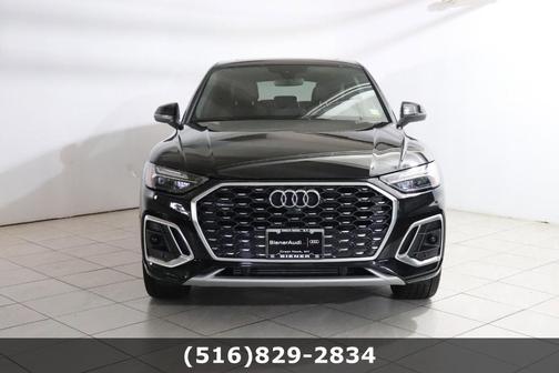 Photo 4 of 31 of 2021 Audi Q5 45 Premium