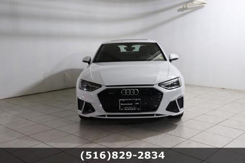 Photo 4 of 31 of 2021 Audi A4 45 S line quattro Premium