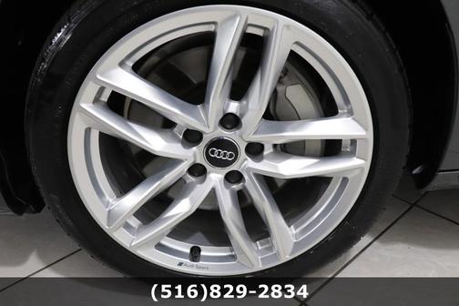 Photo 5 of 27 of 2020 Audi A4 40 Premium Plus