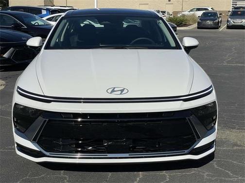 2026 Hyundai SONATA Hybrid SE