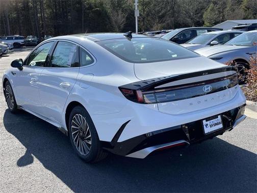2026 Hyundai SONATA Hybrid SE