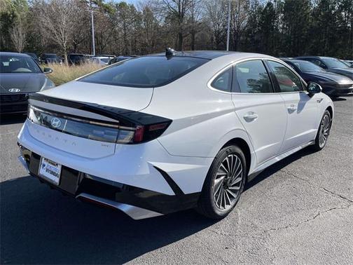 2026 Hyundai SONATA Hybrid SE