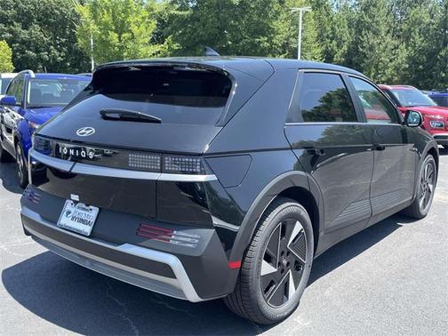 2025 Hyundai IONIQ 5 SE