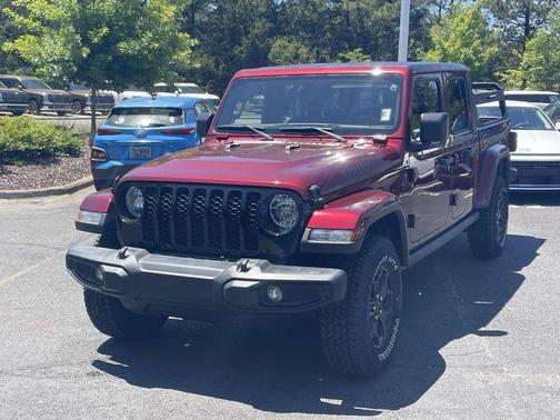 Snazzberry Pearlcoat 2021 Jeep Gladiator Willys 4x4