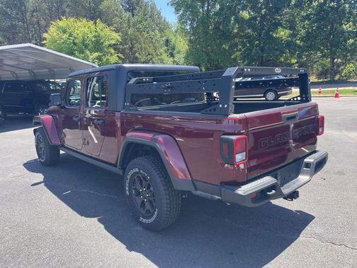 Snazzberry Pearlcoat 2021 Jeep Gladiator Willys 4x4