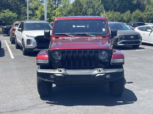Snazzberry Pearlcoat 2021 Jeep Gladiator Willys 4x4