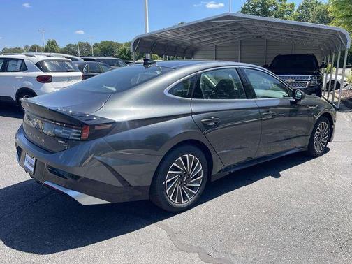 Portofino Gray 2026 Hyundai SONATA Hybrid SE