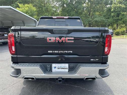 2022 GMC Sierra 1500 SLT