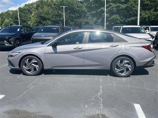 2025 Hyundai ELANTRA Sport