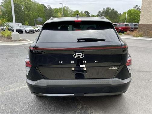 2025 Hyundai KONA EV SEL