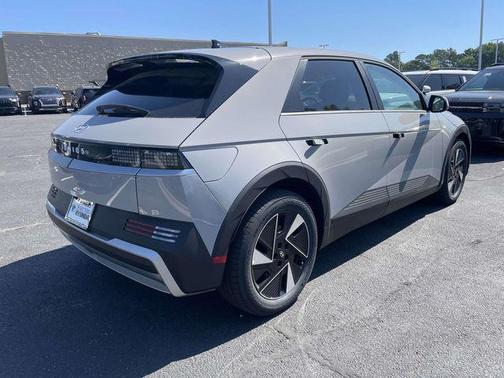 Cyber Gray 2026 Hyundai IONIQ 5 SE