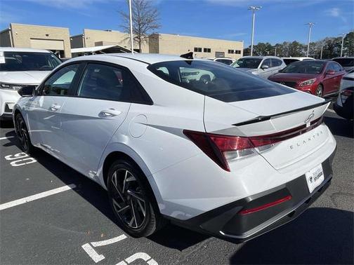 2025 Hyundai ELANTRA Sport