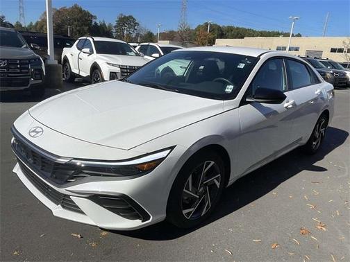 2025 Hyundai ELANTRA Sport