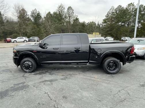 2025 RAM 3500 Limited Mega Cab 4x4 6'4' Box